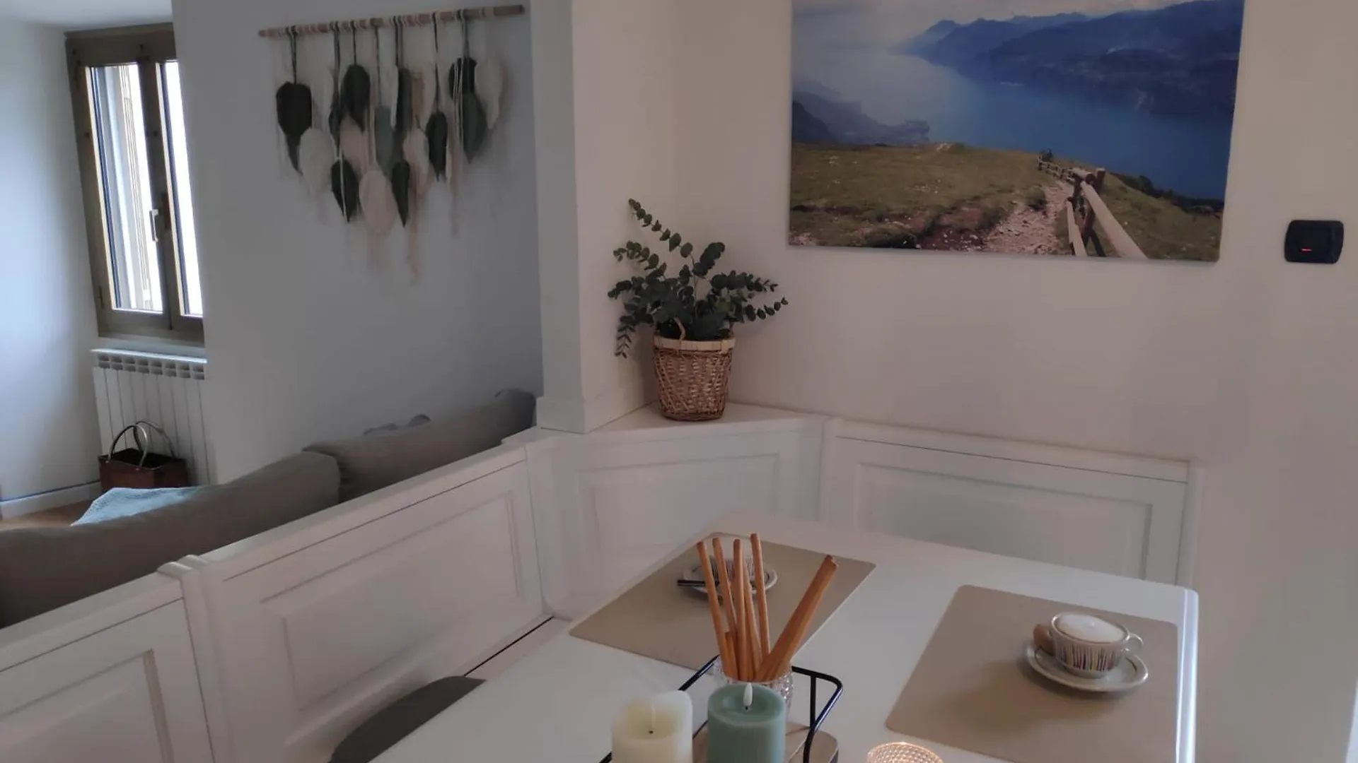 Casa Giacomo - Wunderschoenes Landhaus Am Gardasee-Tremosine Pieve  Italy