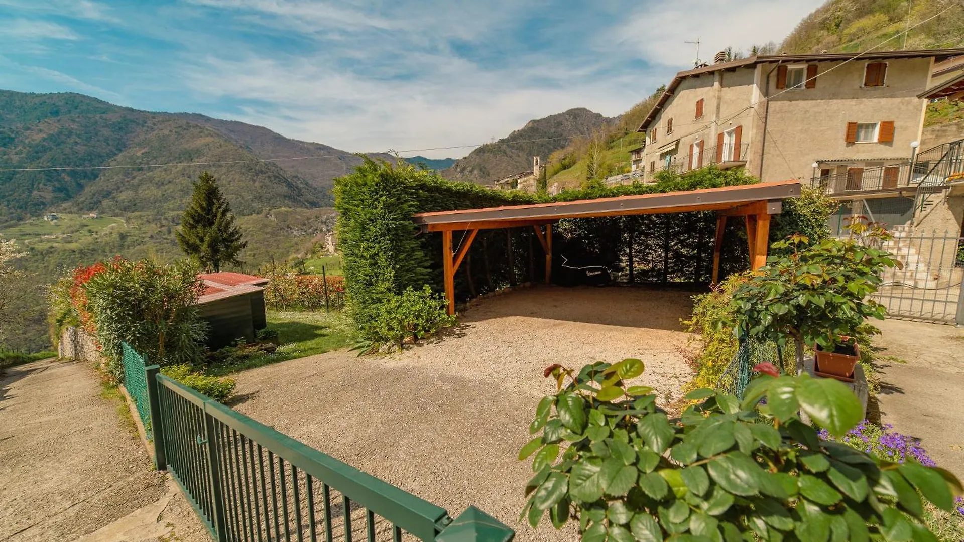 Casa Giacomo - Wunderschoenes Landhaus Am Gardasee-Tremosine Pieve  0*, Pieve (Lombardy) Italy