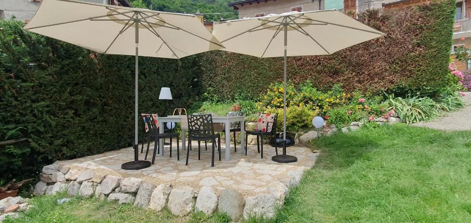 Casa Giacomo - Wunderschoenes Landhaus Am Gardasee-Tremosine Pieve  Italy
