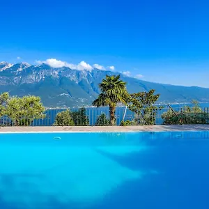 Casa Elka View And Pool By Garda Domus Mea Pieve (Lombardy)